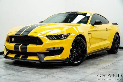 2017 Ford Shelby GT350 Base
