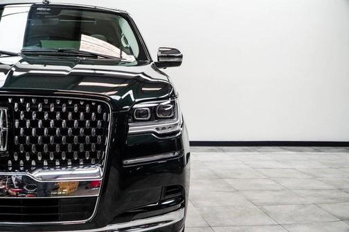 2023 Lincoln Navigator Black Label