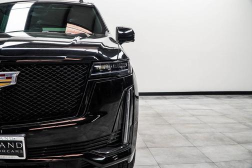2023 Cadillac Escalade ESV Sport