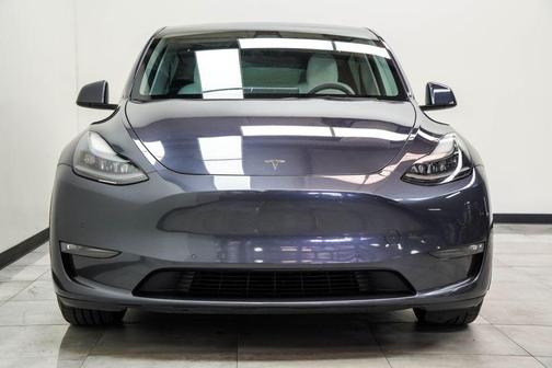 Gray 2022 Tesla Model Y Performance Dual Motor All-Wheel Drive