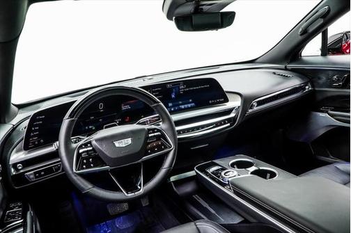 2024 Cadillac LYRIQ Luxury w/1SE
