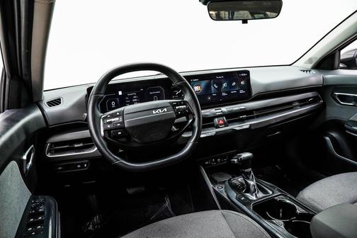 Interstellar Gray 2025 Kia K4 EX