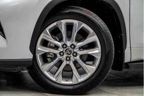 2022 Toyota Highlander Limited