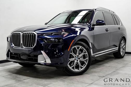 2025 BMW X7 xDrive40i