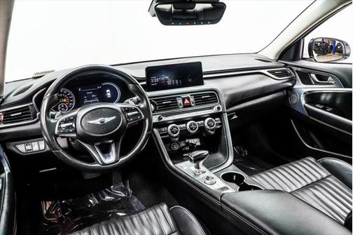 2022 Genesis G70 2.0T AWD