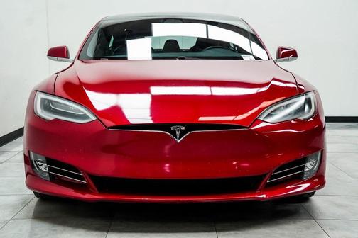 2020 Tesla Model S Performance