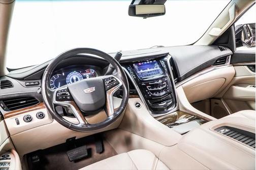 2019 Cadillac Escalade ESV Luxury