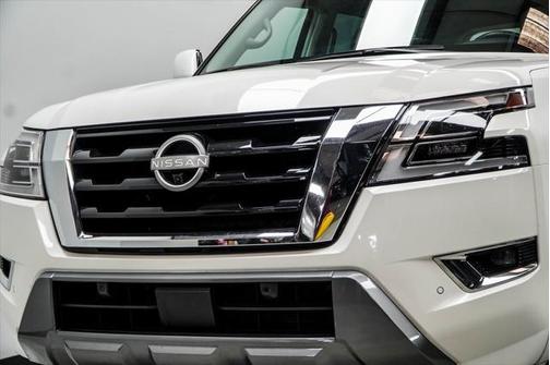 2023 Nissan Armada SL 2WD