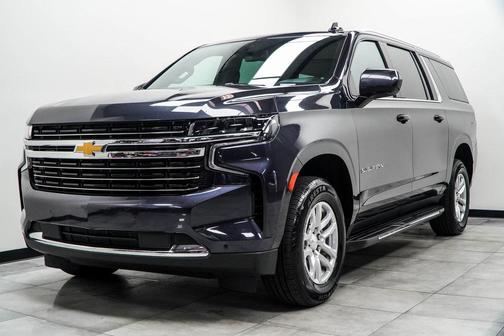2023 Chevrolet Suburban LT