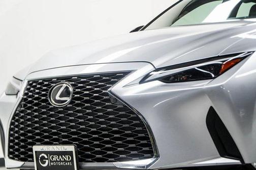 2022 Lexus IS 300 Base