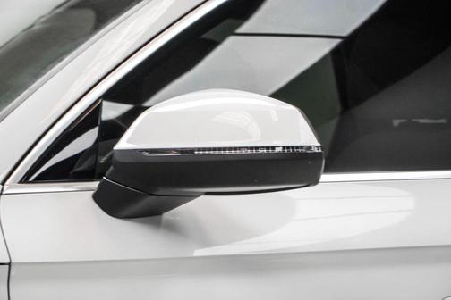 Photo 2 of 36 of 2019 Audi Q5 2.0T Premium