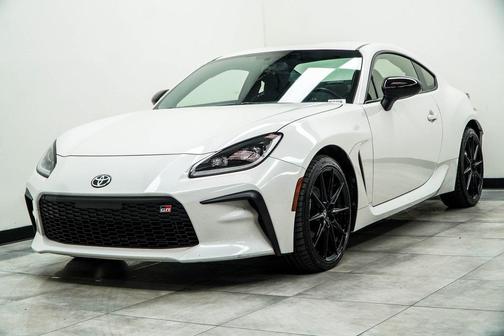 2024 Toyota GR86 Premium