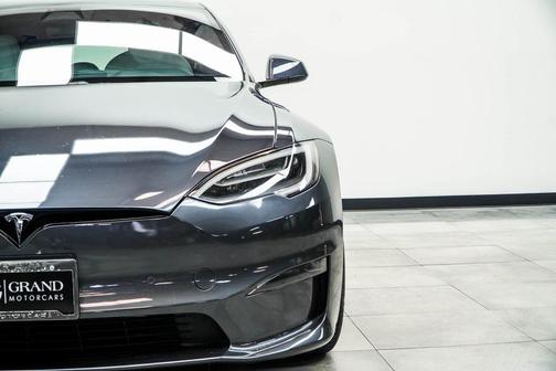2021 Tesla Model S Plaid