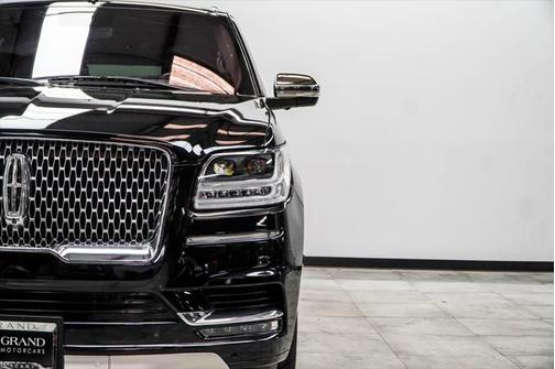 2020 Lincoln Navigator Black Label