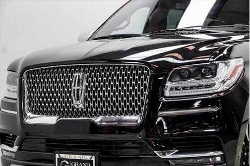 2020 Lincoln Navigator Black Label