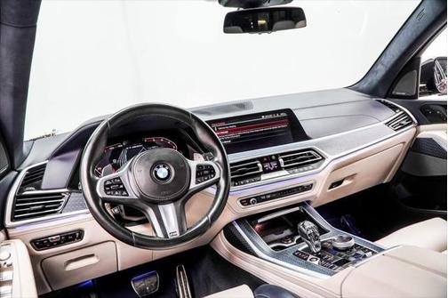 2020 BMW X7 M50i