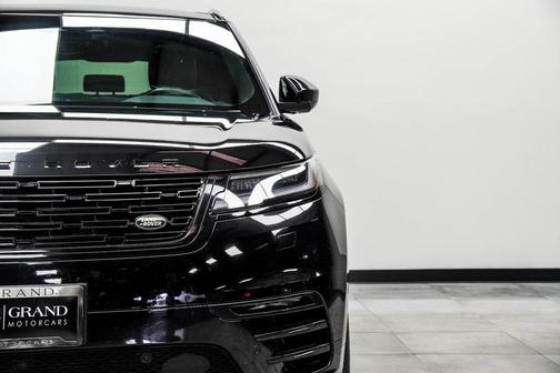 2025 Land Rover Range Rover Velar P250 SE R-Dynamic