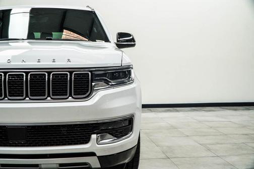 2023 Jeep Wagoneer L Series II 4x4