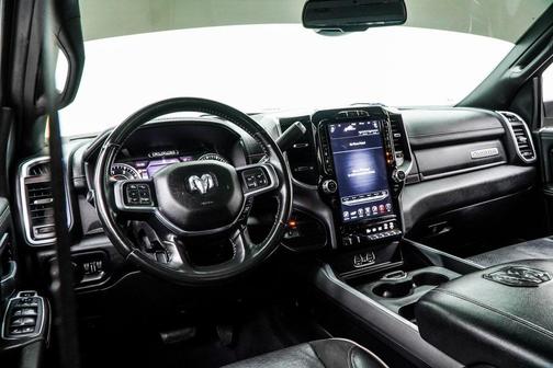 2021 RAM 3500 Laramie Crew Cab 4x4 8' Box