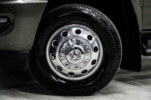 2021 RAM 3500 Laramie Crew Cab 4x4 8' Box