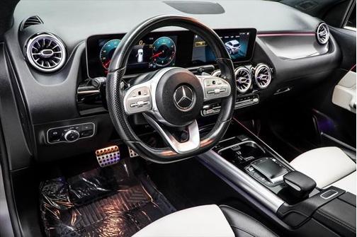 2021 Mercedes-Benz GLA 250 Base 4MATIC
