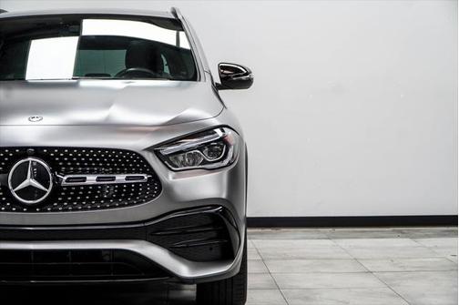 2021 Mercedes-Benz GLA 250 Base 4MATIC