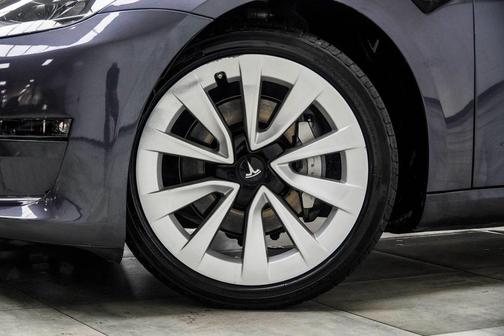 Gray 2023 Tesla Model 3 Standard Range