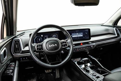 Wolf Gray 2025 Kia Sorento SX