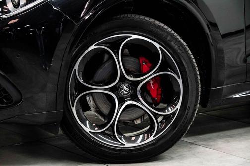 2022 Alfa Romeo Stelvio Ti