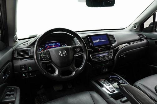 2022 Honda Pilot Touring 8-Passenger