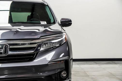 2022 Honda Pilot Touring 8-Passenger