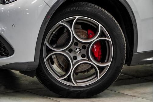 2022 Alfa Romeo Stelvio Ti