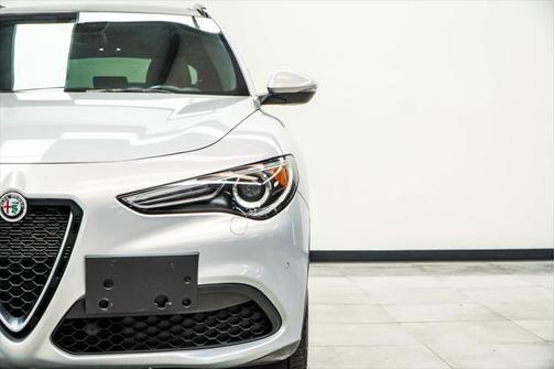 2022 Alfa Romeo Stelvio Ti
