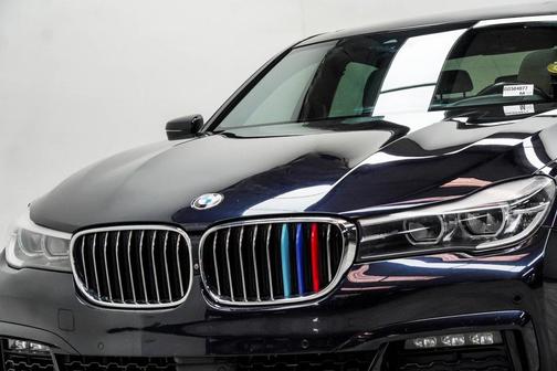 2016 BMW 740 740i
