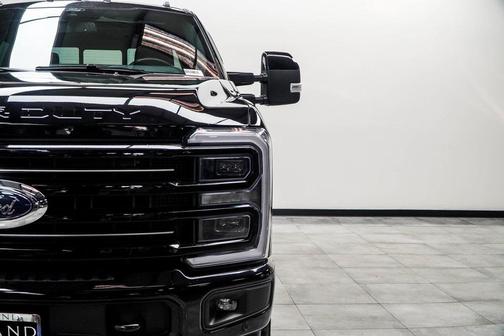 2025 Ford F-250 Platinum