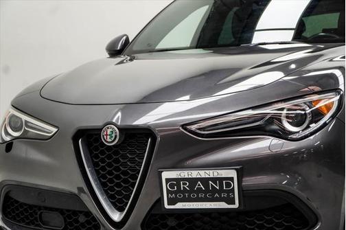 2022 Alfa Romeo Stelvio Ti