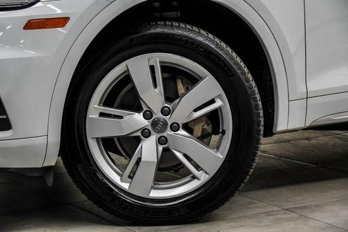 2019 Audi Q5 2.0T Premium Plus