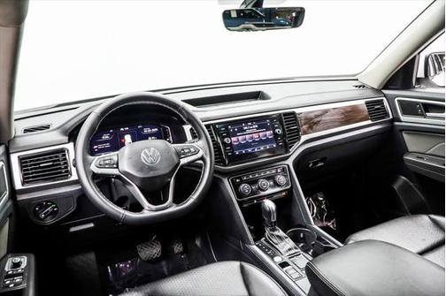 2022 Volkswagen Atlas 3.6L SE w/Technology