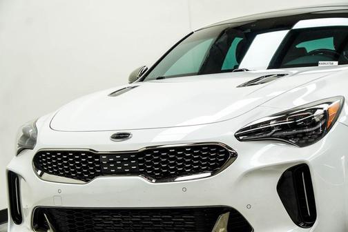 2019 Kia Stinger GT1