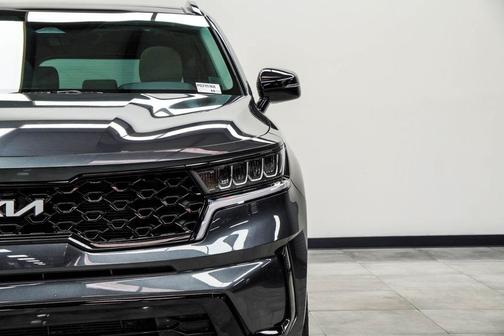 Gravity Grey 2023 Kia Sorento S