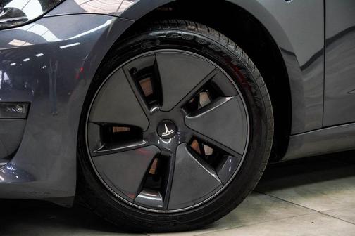 Gray 2022 Tesla Model 3 Long Range