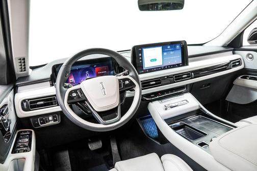 Ceramic Pearl Metallic Tri-Coat 2025 Lincoln Aviator Reserve AWD