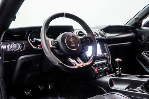 2017 Ford Shelby GT350 Base