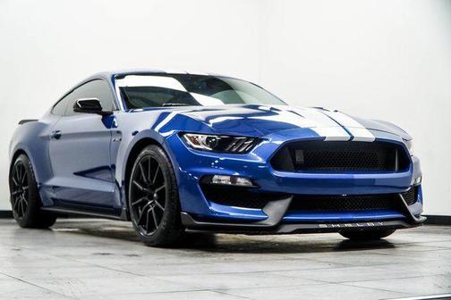 2017 Ford Shelby GT350 Base
