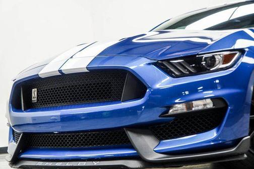 2017 Ford Shelby GT350 Base