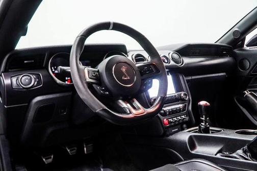 2017 Ford Shelby GT350 Base