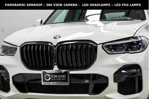 2022 BMW X5 M50i