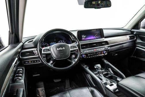 Everlasting Silver 2022 Kia Telluride EX