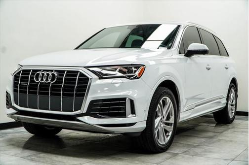 2021 Audi Q7 55 Premium Plus