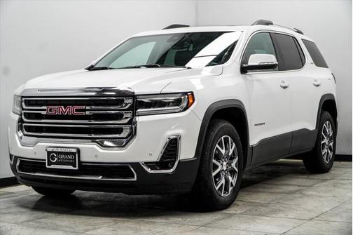 2023 GMC Acadia AWD SLT